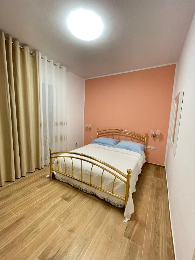 Apartamento A Casa Di Alice Orikum Exterior foto
